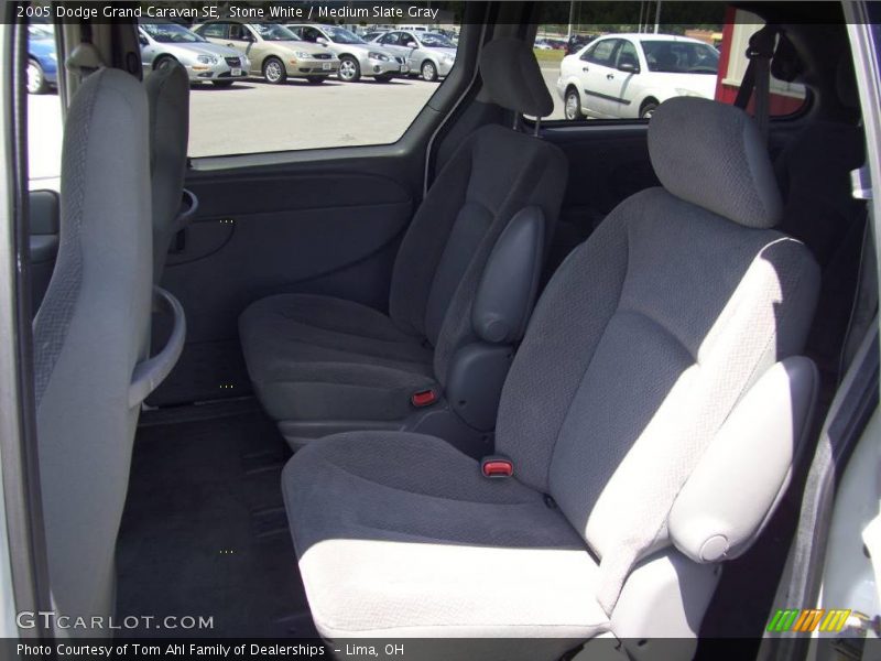 Stone White / Medium Slate Gray 2005 Dodge Grand Caravan SE