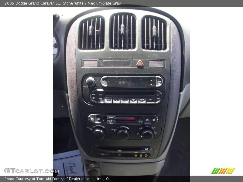 Stone White / Medium Slate Gray 2005 Dodge Grand Caravan SE