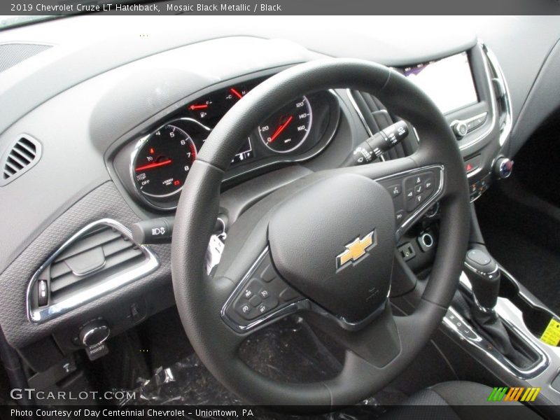 Mosaic Black Metallic / Black 2019 Chevrolet Cruze LT Hatchback