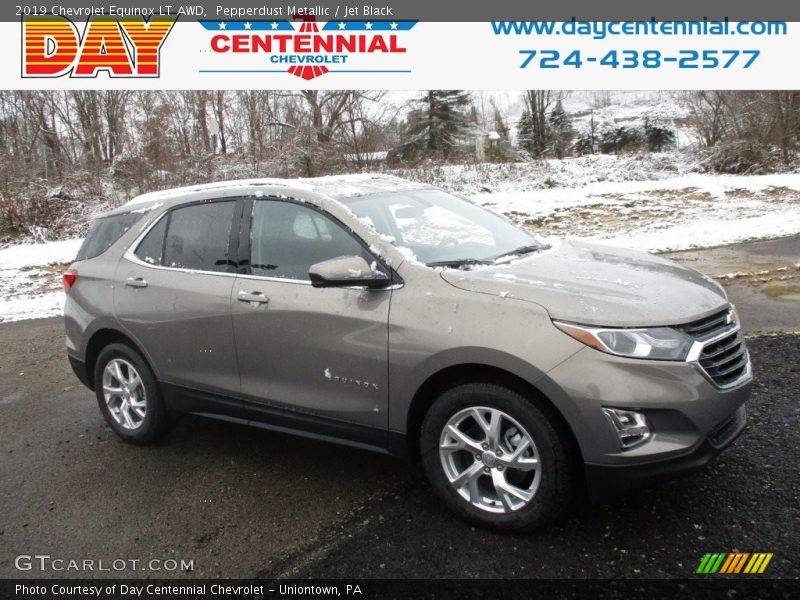 Pepperdust Metallic / Jet Black 2019 Chevrolet Equinox LT AWD