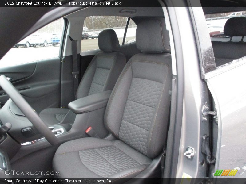 Pepperdust Metallic / Jet Black 2019 Chevrolet Equinox LT AWD