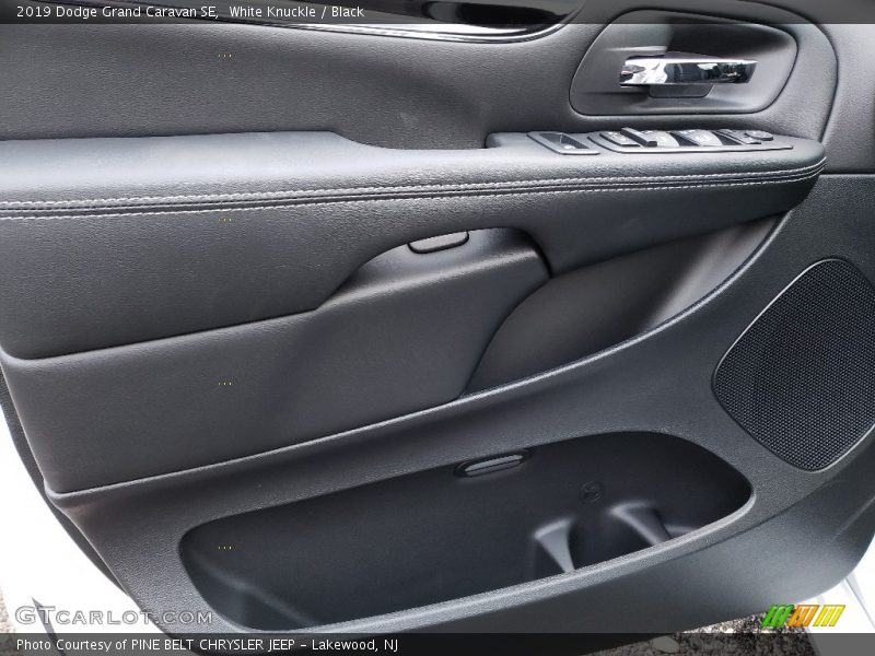 White Knuckle / Black 2019 Dodge Grand Caravan SE