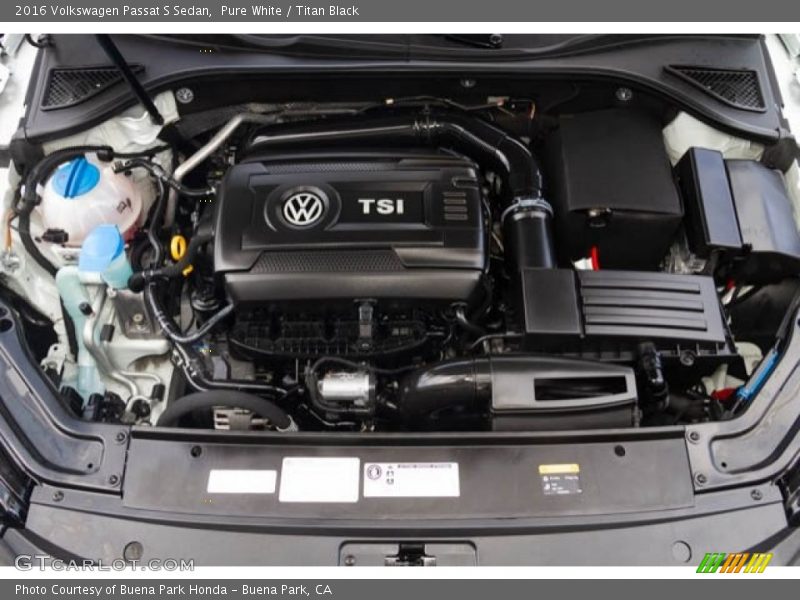 Pure White / Titan Black 2016 Volkswagen Passat S Sedan