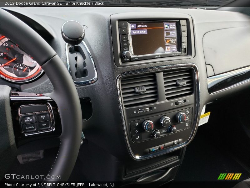 White Knuckle / Black 2019 Dodge Grand Caravan SE