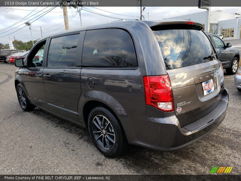 Granite Pearl / Black 2019 Dodge Grand Caravan SE