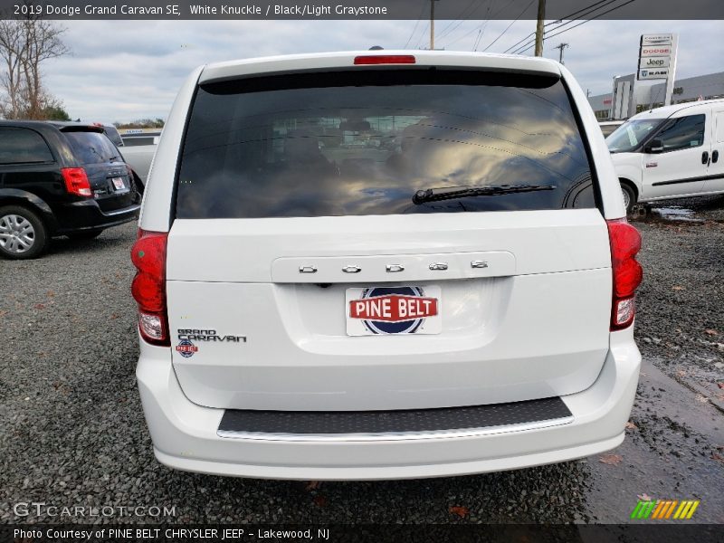 White Knuckle / Black/Light Graystone 2019 Dodge Grand Caravan SE