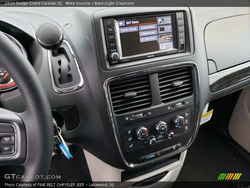 White Knuckle / Black/Light Graystone 2019 Dodge Grand Caravan SE