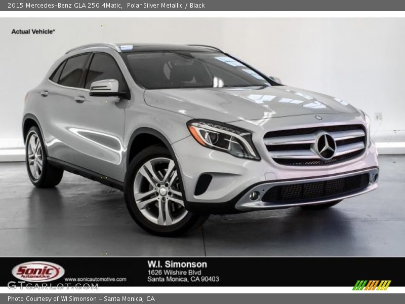 Polar Silver Metallic / Black 2015 Mercedes-Benz GLA 250 4Matic