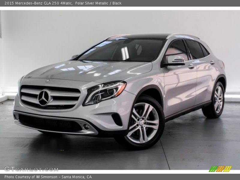 Polar Silver Metallic / Black 2015 Mercedes-Benz GLA 250 4Matic