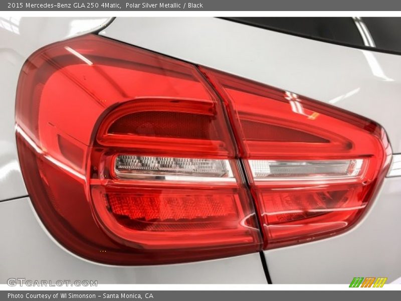 Polar Silver Metallic / Black 2015 Mercedes-Benz GLA 250 4Matic