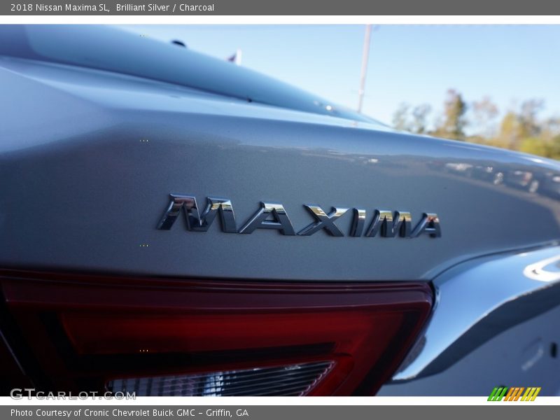 Brilliant Silver / Charcoal 2018 Nissan Maxima SL
