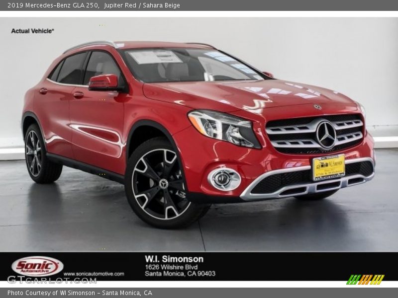 Jupiter Red / Sahara Beige 2019 Mercedes-Benz GLA 250