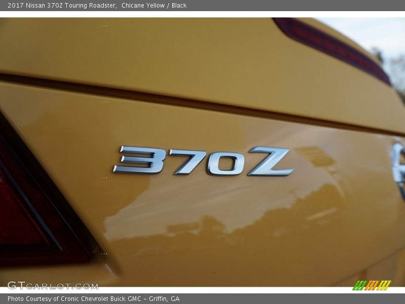  2017 370Z Touring Roadster Logo