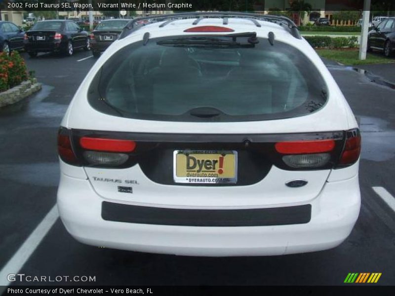 Vibrant White / Medium Graphite 2002 Ford Taurus SEL Wagon