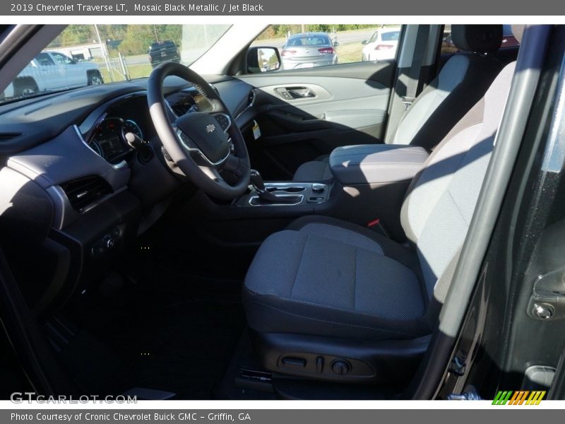 Mosaic Black Metallic / Jet Black 2019 Chevrolet Traverse LT