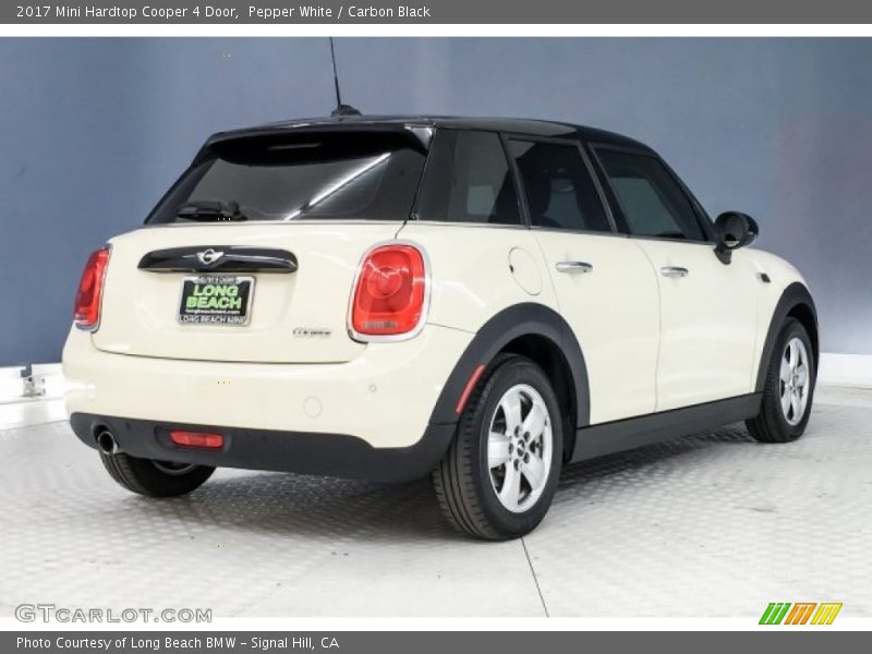 Pepper White / Carbon Black 2017 Mini Hardtop Cooper 4 Door