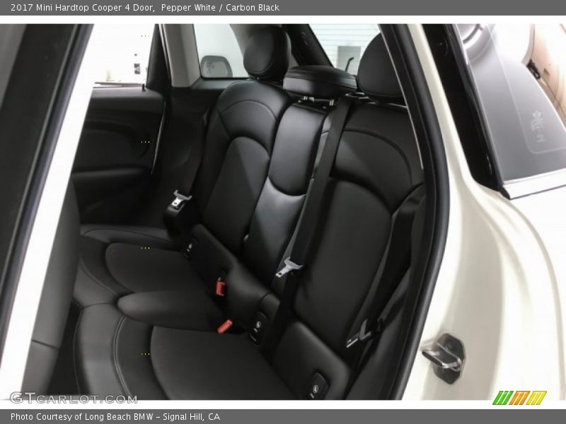 Pepper White / Carbon Black 2017 Mini Hardtop Cooper 4 Door
