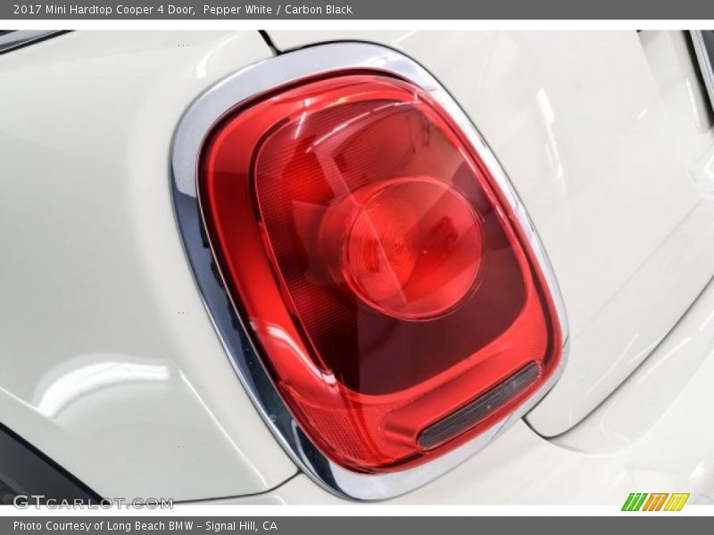 Pepper White / Carbon Black 2017 Mini Hardtop Cooper 4 Door