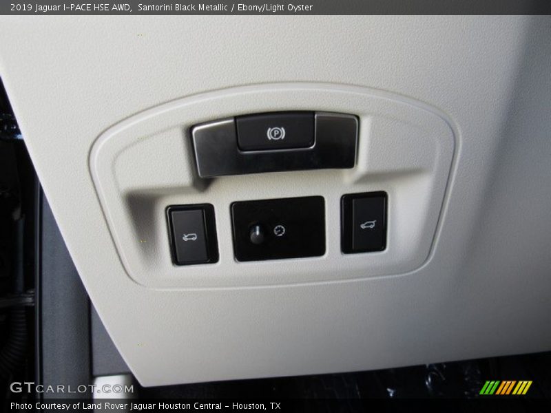 Controls of 2019 I-PACE HSE AWD