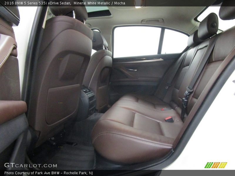 Mineral White Metallic / Mocha 2016 BMW 5 Series 535i xDrive Sedan
