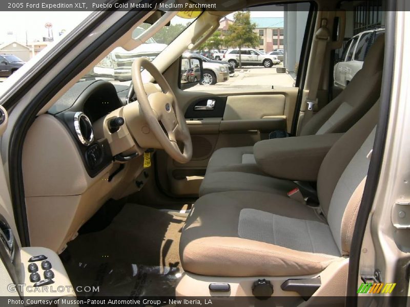 Pueblo Gold Metallic / Medium Parchment 2005 Ford Expedition XLT