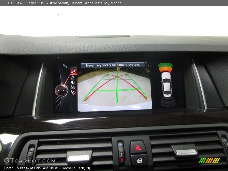 Mineral White Metallic / Mocha 2016 BMW 5 Series 535i xDrive Sedan