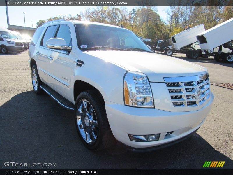 White Diamond / Cashmere/Cocoa 2010 Cadillac Escalade Luxury AWD