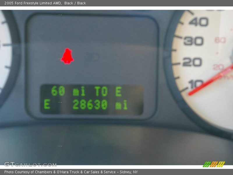 Black / Black 2005 Ford Freestyle Limited AWD