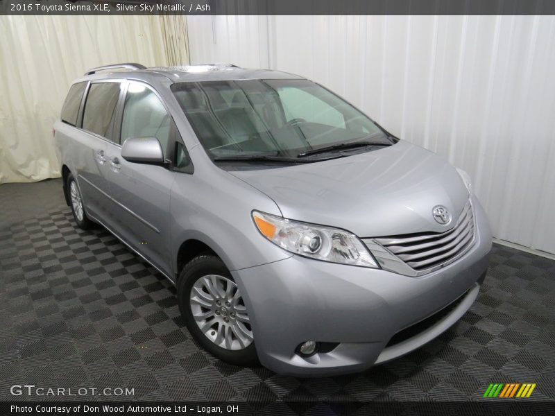 Silver Sky Metallic / Ash 2016 Toyota Sienna XLE