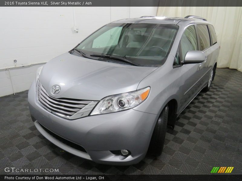 Silver Sky Metallic / Ash 2016 Toyota Sienna XLE