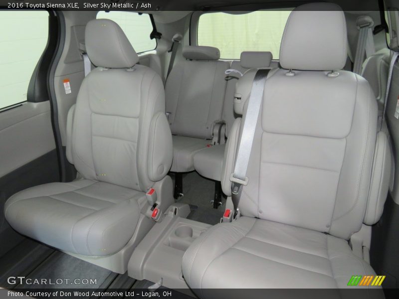 Silver Sky Metallic / Ash 2016 Toyota Sienna XLE