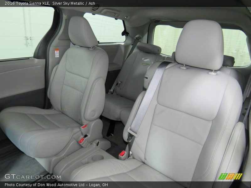 Silver Sky Metallic / Ash 2016 Toyota Sienna XLE