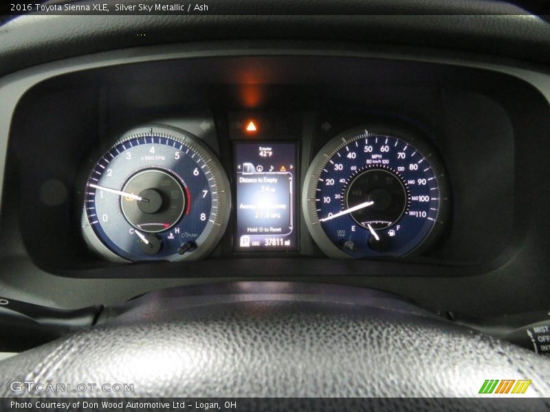 Silver Sky Metallic / Ash 2016 Toyota Sienna XLE