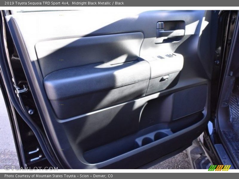 Midnight Black Metallic / Black 2019 Toyota Sequoia TRD Sport 4x4