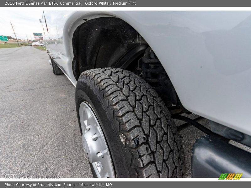 Oxford White / Medium Flint 2010 Ford E Series Van E150 Commercial