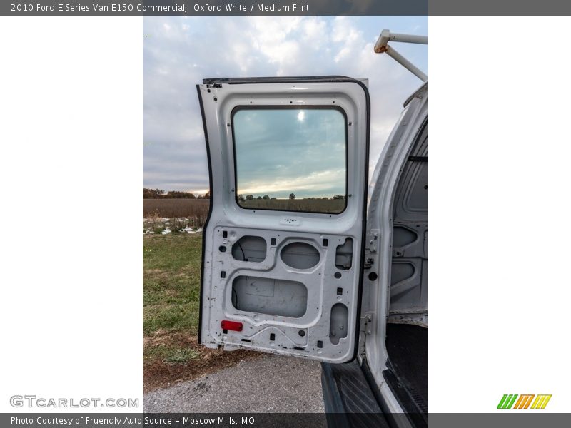Oxford White / Medium Flint 2010 Ford E Series Van E150 Commercial