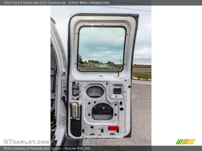 Oxford White / Medium Flint 2010 Ford E Series Van E150 Commercial
