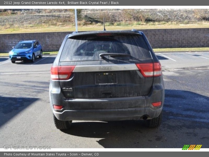 Brilliant Black Crystal Pearl / Black 2012 Jeep Grand Cherokee Laredo 4x4