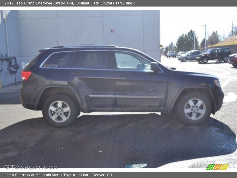 Brilliant Black Crystal Pearl / Black 2012 Jeep Grand Cherokee Laredo 4x4