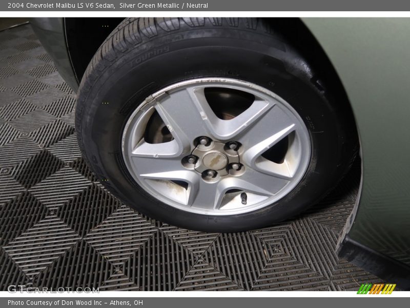 Silver Green Metallic / Neutral 2004 Chevrolet Malibu LS V6 Sedan
