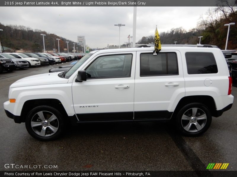 Bright White / Light Pebble Beige/Dark Slate Gray 2016 Jeep Patriot Latitude 4x4