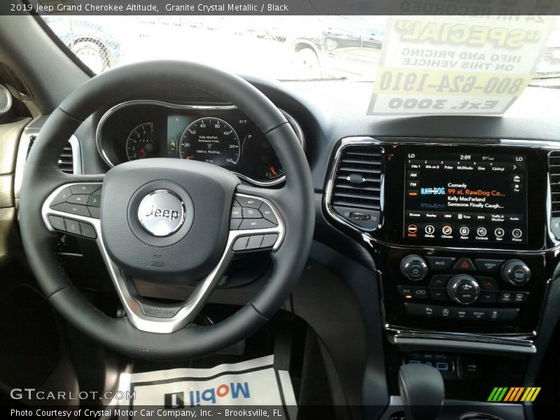 Granite Crystal Metallic / Black 2019 Jeep Grand Cherokee Altitude