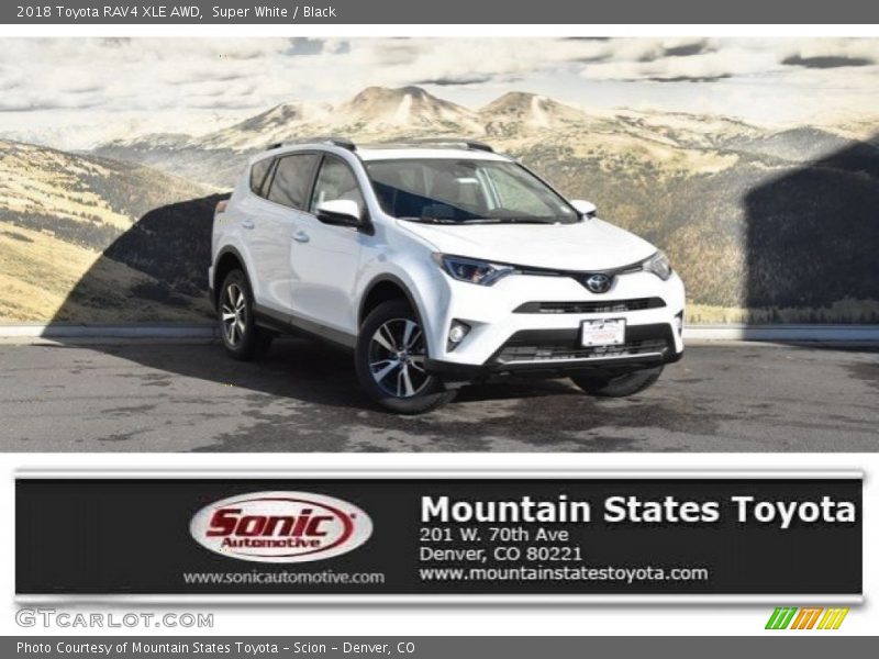 Super White / Black 2018 Toyota RAV4 XLE AWD