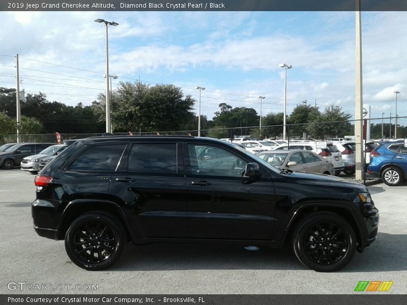 Diamond Black Crystal Pearl / Black 2019 Jeep Grand Cherokee Altitude