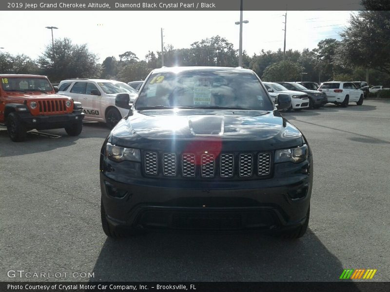 Diamond Black Crystal Pearl / Black 2019 Jeep Grand Cherokee Altitude