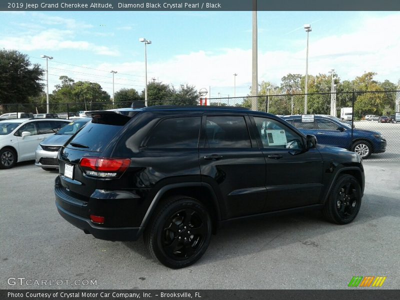 Diamond Black Crystal Pearl / Black 2019 Jeep Grand Cherokee Altitude