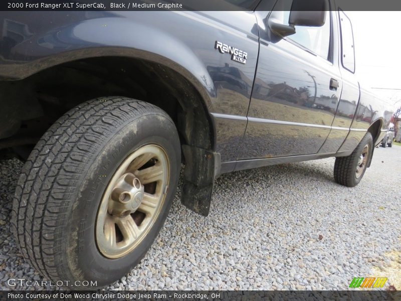 Black / Medium Graphite 2000 Ford Ranger XLT SuperCab