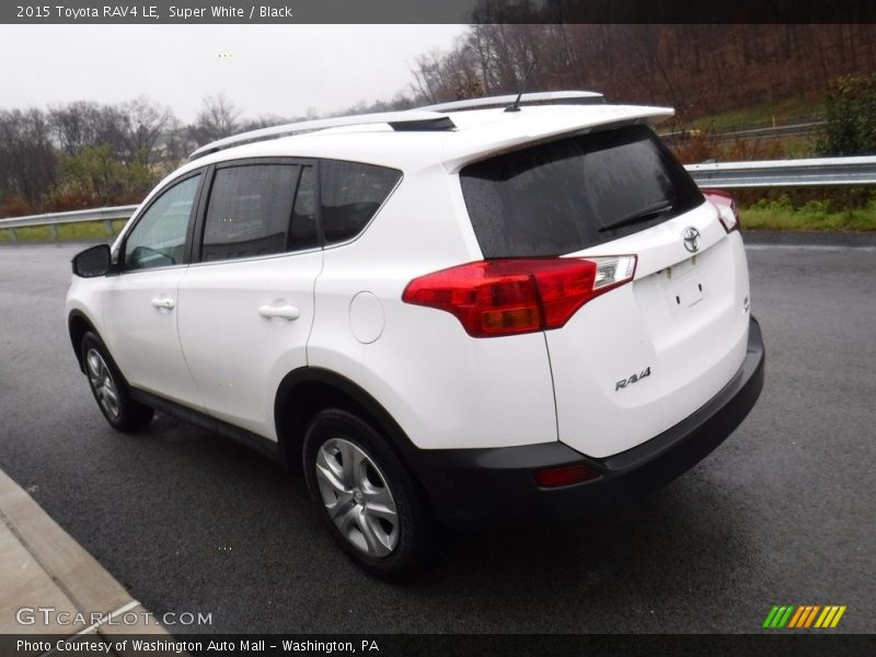 Super White / Black 2015 Toyota RAV4 LE