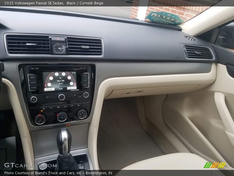 Black / Cornsilk Beige 2015 Volkswagen Passat SE Sedan