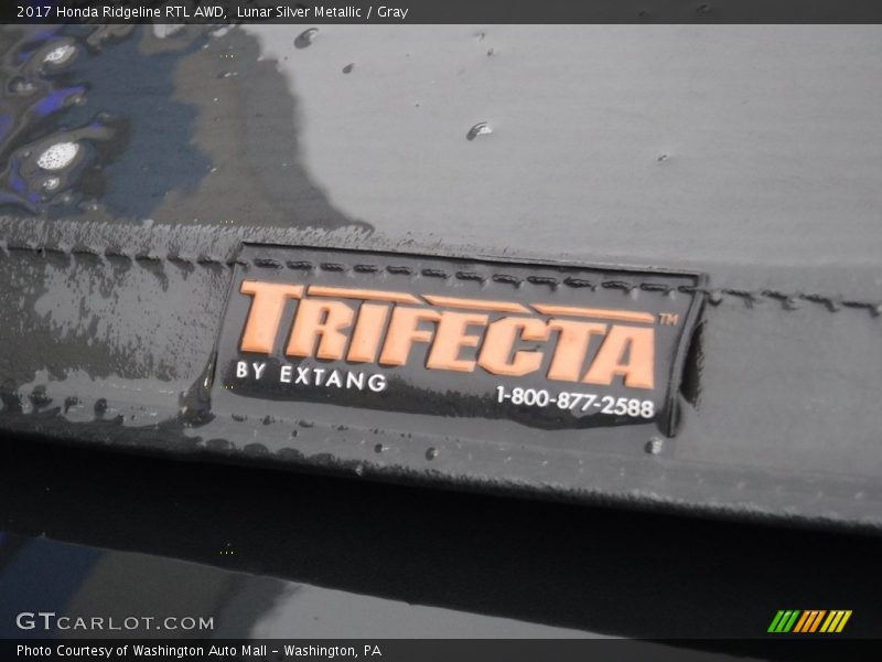 Lunar Silver Metallic / Gray 2017 Honda Ridgeline RTL AWD